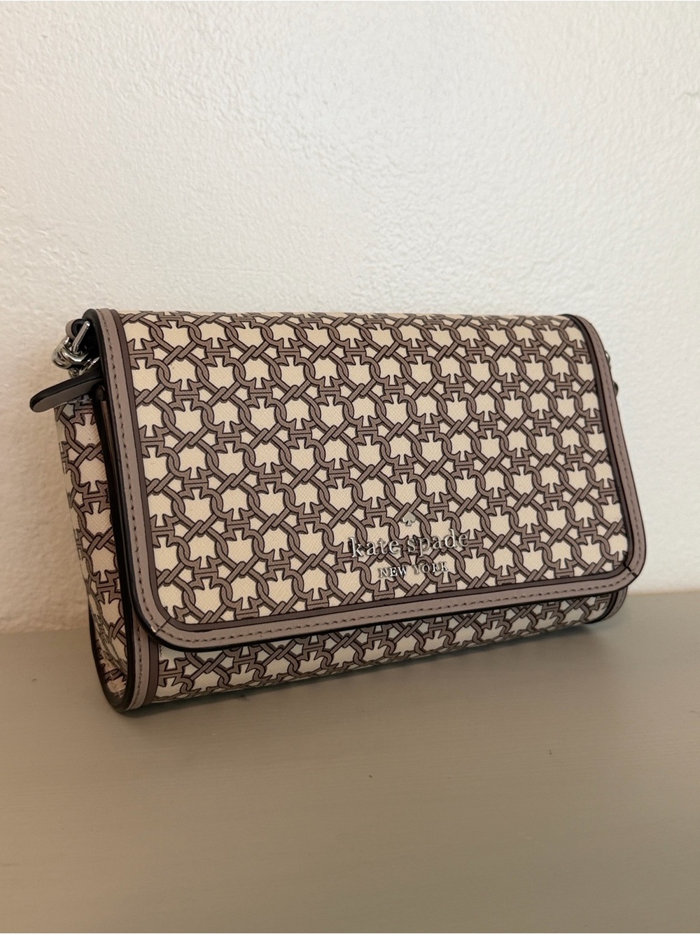 Kate Spade Crossbody bag